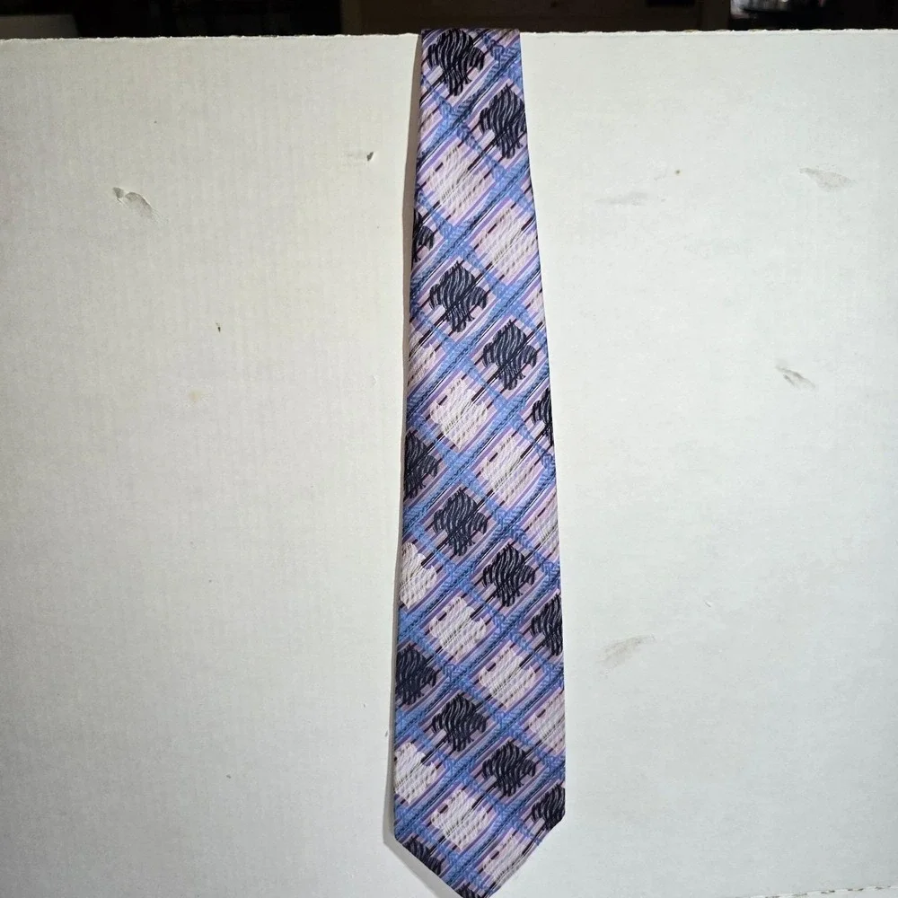VINTAGE Beau Brummell Field Schlick St. Paul Purple Blue‎ Pink Men's Tie
